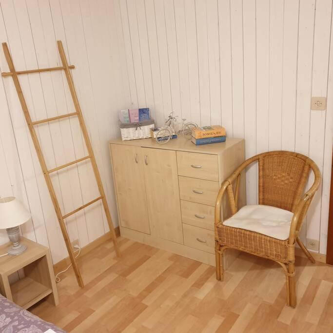 White In Appartement